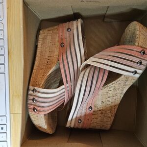 Sandals by Lucky Brand